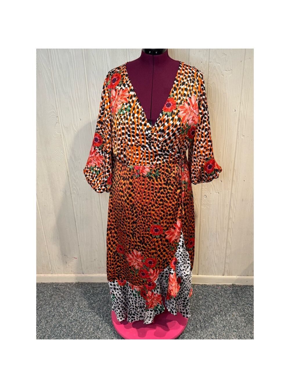 Liquorish Women's Wrap Dress Size 14 Orange Black Floral